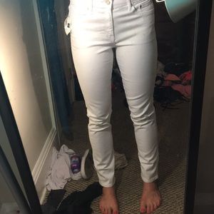 Brand new white skinny jeans